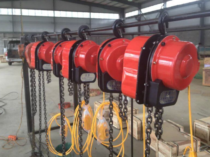 環(huán)鏈電動葫蘆為何全方位領先手拉葫蘆